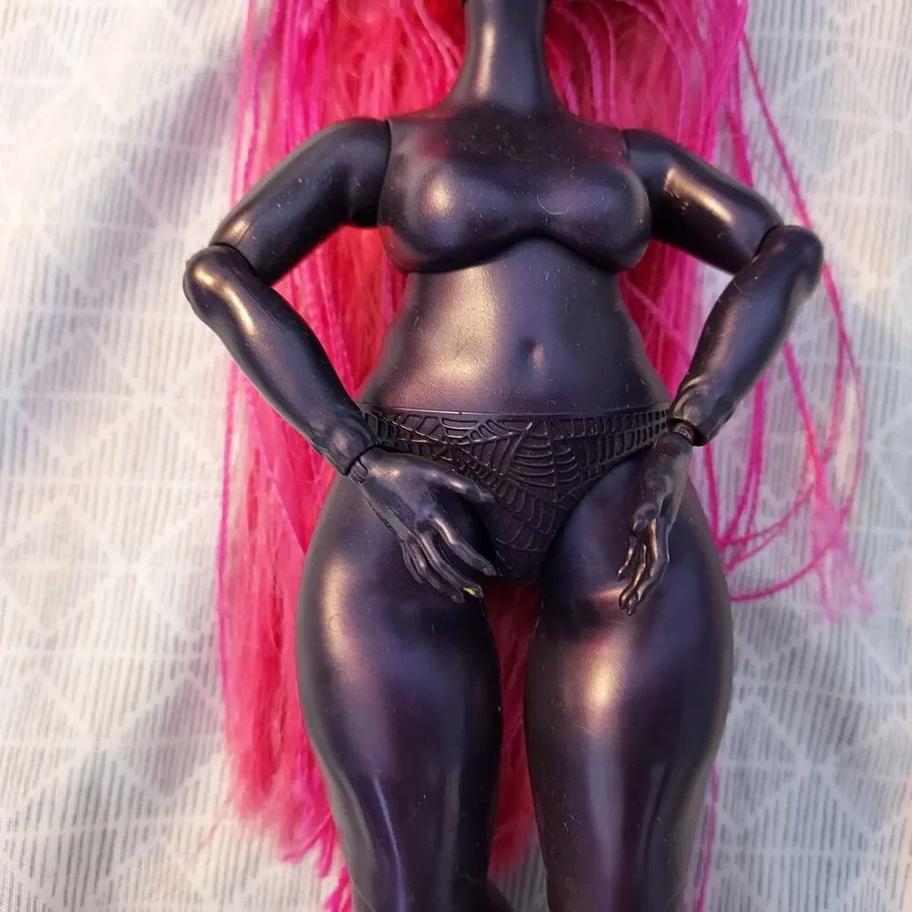 Monster High Catty Noir G3 Nude Doll No Tail Plus Size Pink Hair Jointed 11